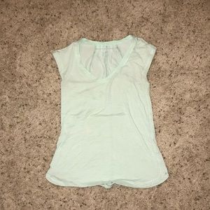 Lululemon V-Neck (Size 4)